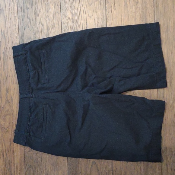 St Johns Bay size 8 black Bermuda shorts - Picture 5 of 5